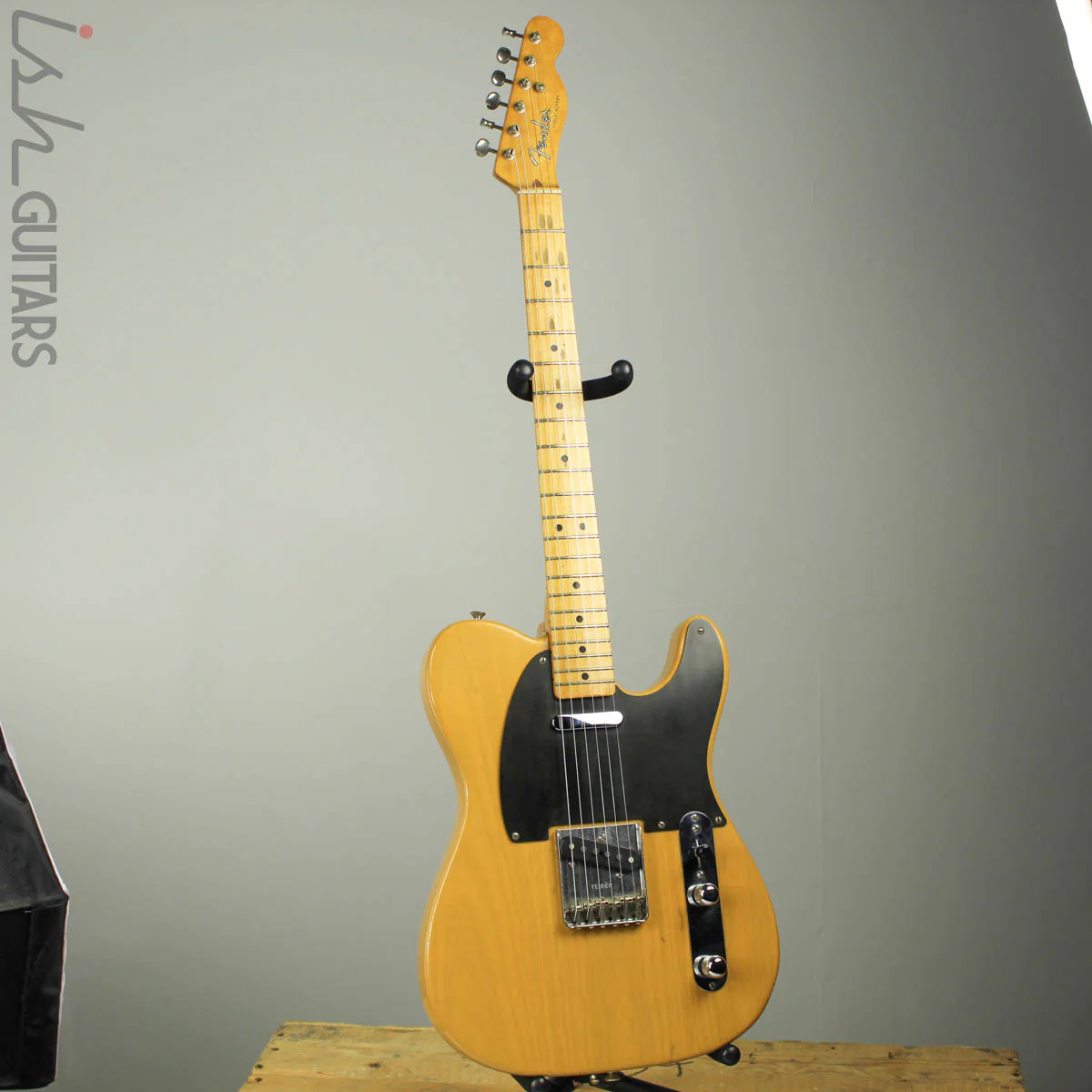 1982 Fender '52 Reissue Telecaster Butterscotch Blonde - Image 2