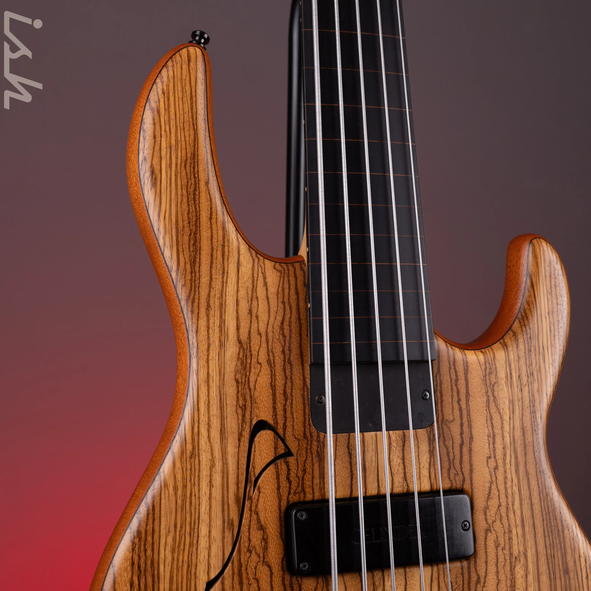 2001 Celinder Aura 5-String Bass Natural *Owned by Richard Bona* - Image 4
