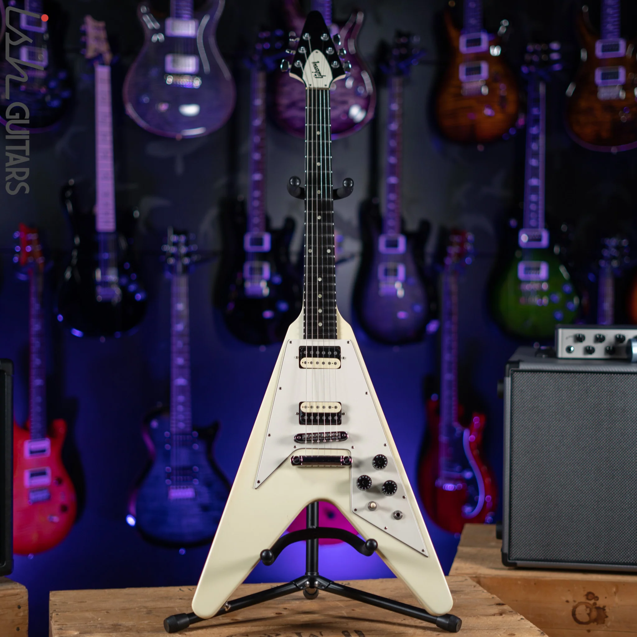 2007 Gibson Flying V Classic White 'Aged' - Image 2