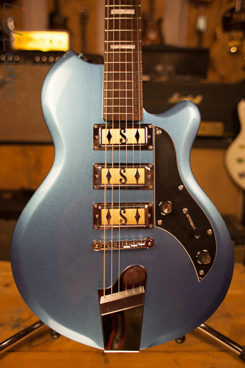2018 Supro Island Series 2030BM Hampton Ocean Blue Metallic - Image 2