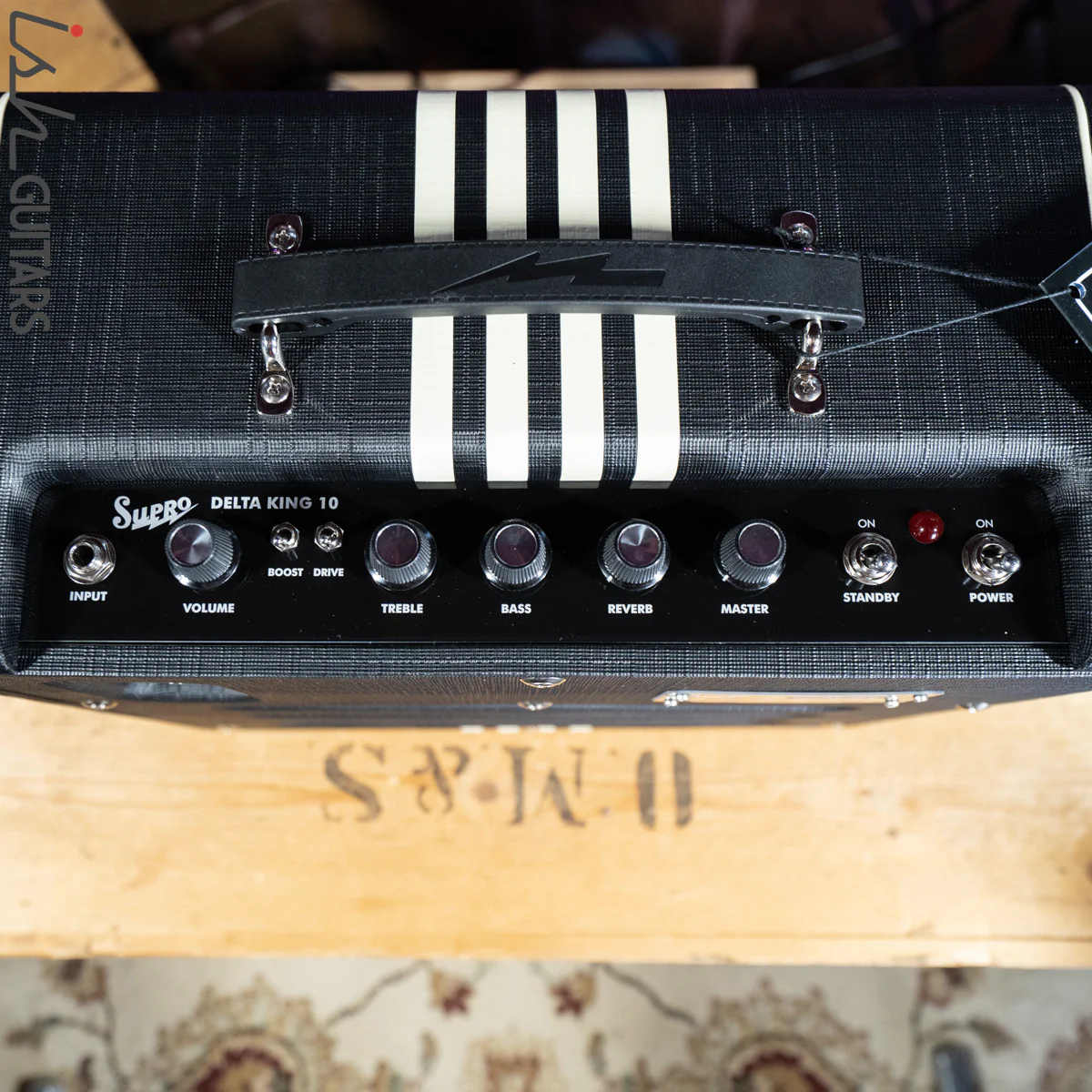 2021 Supro Delta King 10 1820R Black and Cream - Image 3