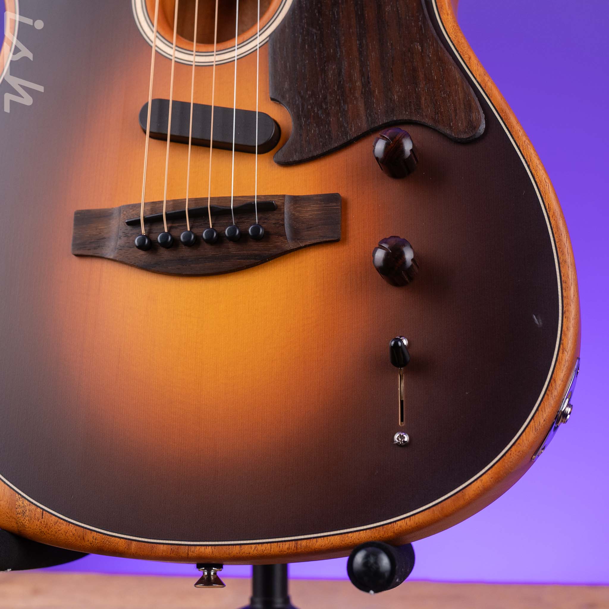 2022 Fender Acoustasonic Telecaster Sunburst - Image 4