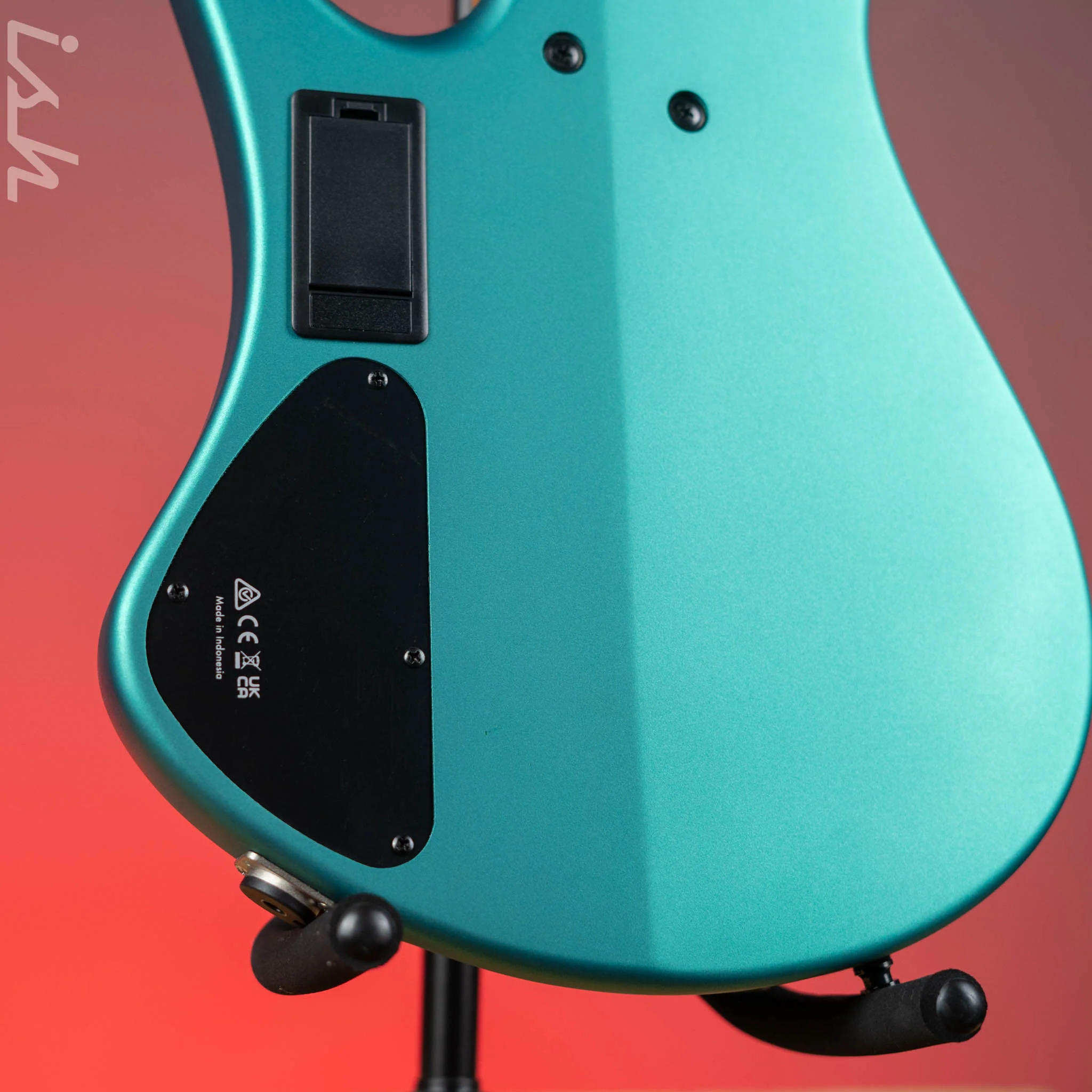 Ibanez EHB1005S Multi-Scale 5-String Bass Emerald Green Metallic Matte - Image 9