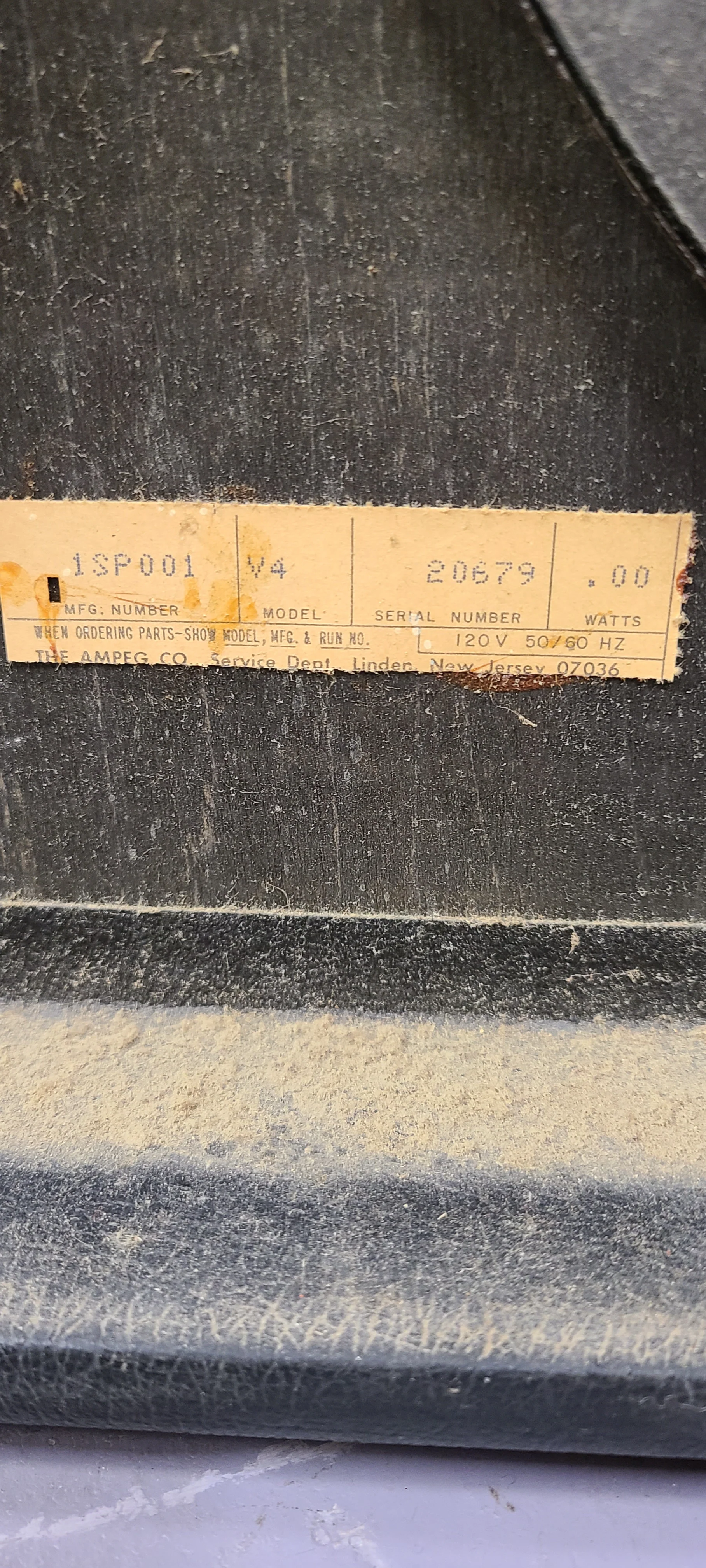 Early 1970s Ampeg V-4 Guitar/Bass Amplifier Head and Cabinet w/ Reverb - Image 24
