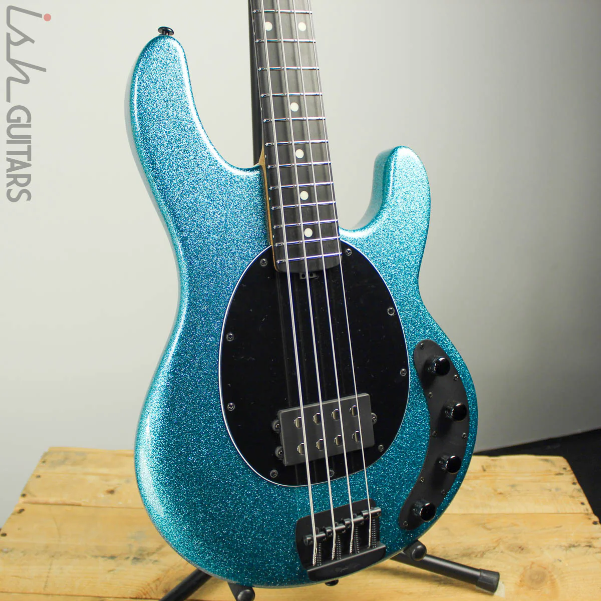 Ernie Ball Music Man StingRay Special 4H Aqua Sparkle
