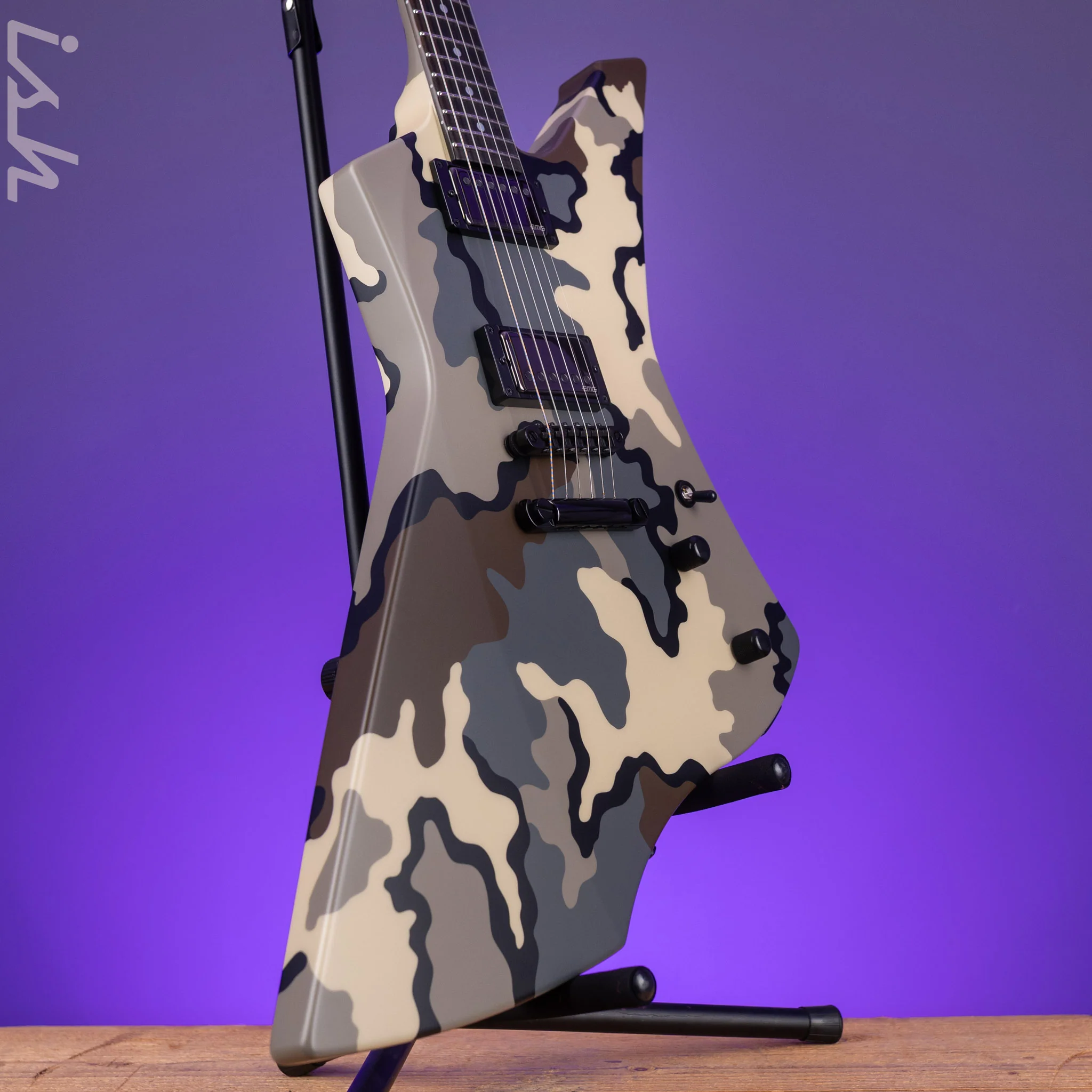 ESP Snakebyte Camo James Hetfield Signature Electric Guitar - Image 3