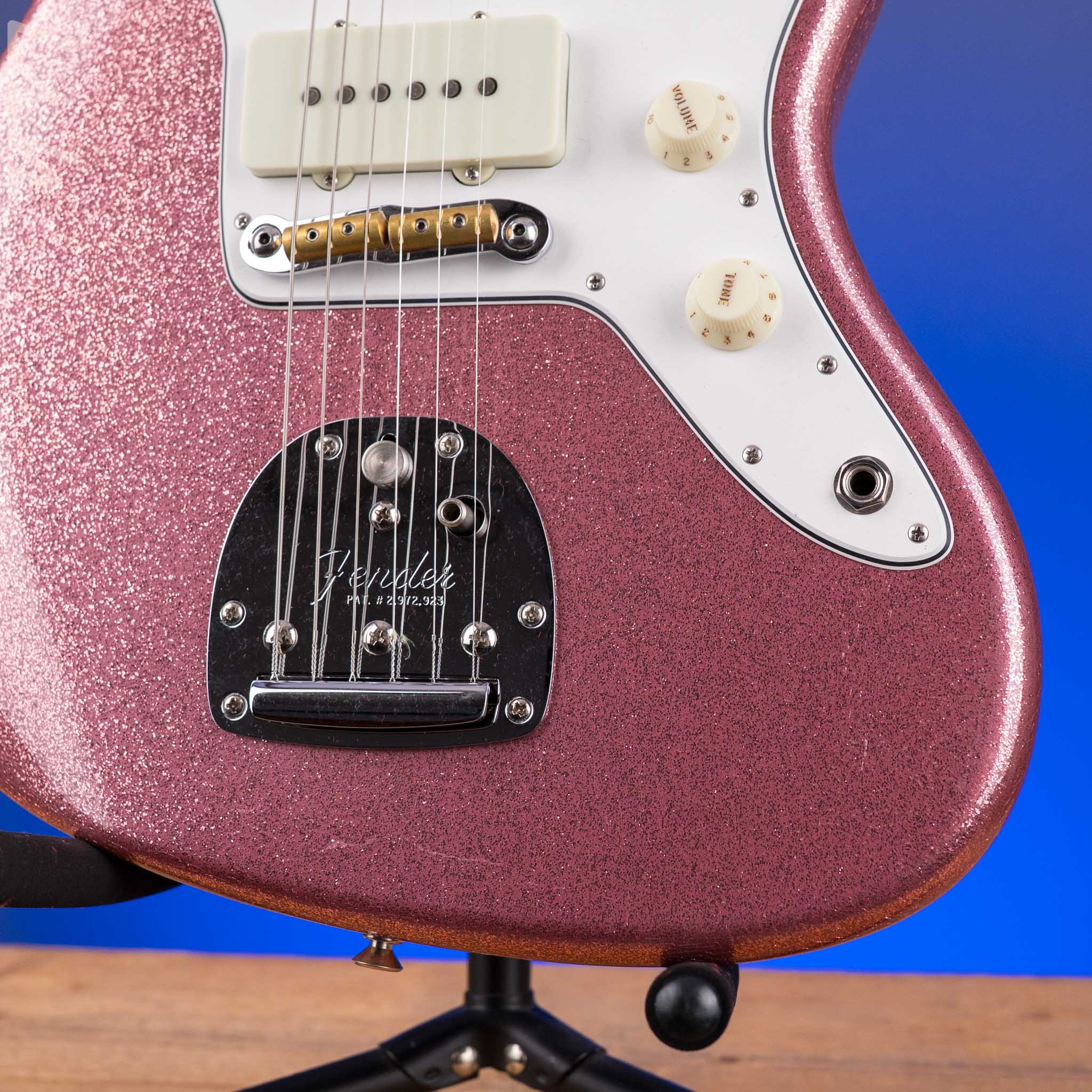 Fender Custom Shop 1963 Jazzmaster Relic Aged Champagne Sparkle - Image 5