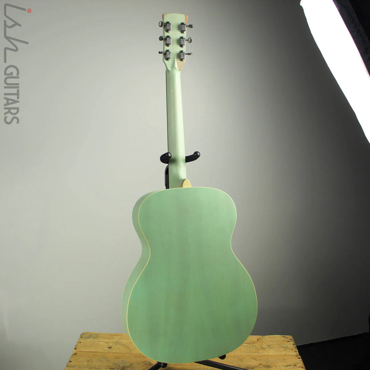 Ibanez AVC11MH Artwood Vintage Thermo Aged Antique Surf Green - Image 7