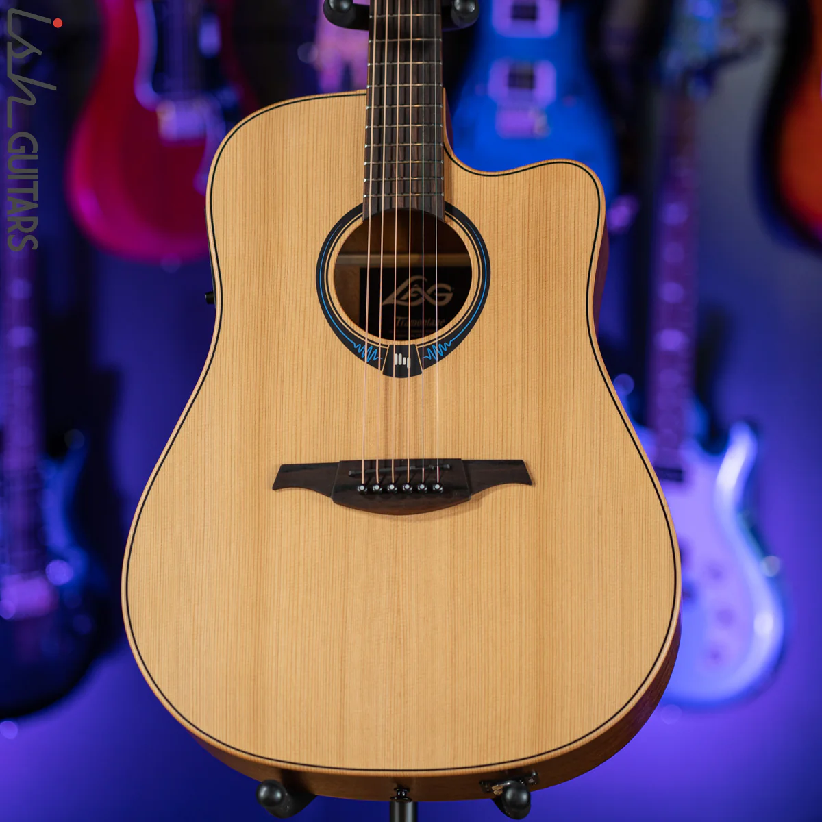 Lag Tramontane HyVibe THV10DCE Acoustic Electric Smart Guitar Natural