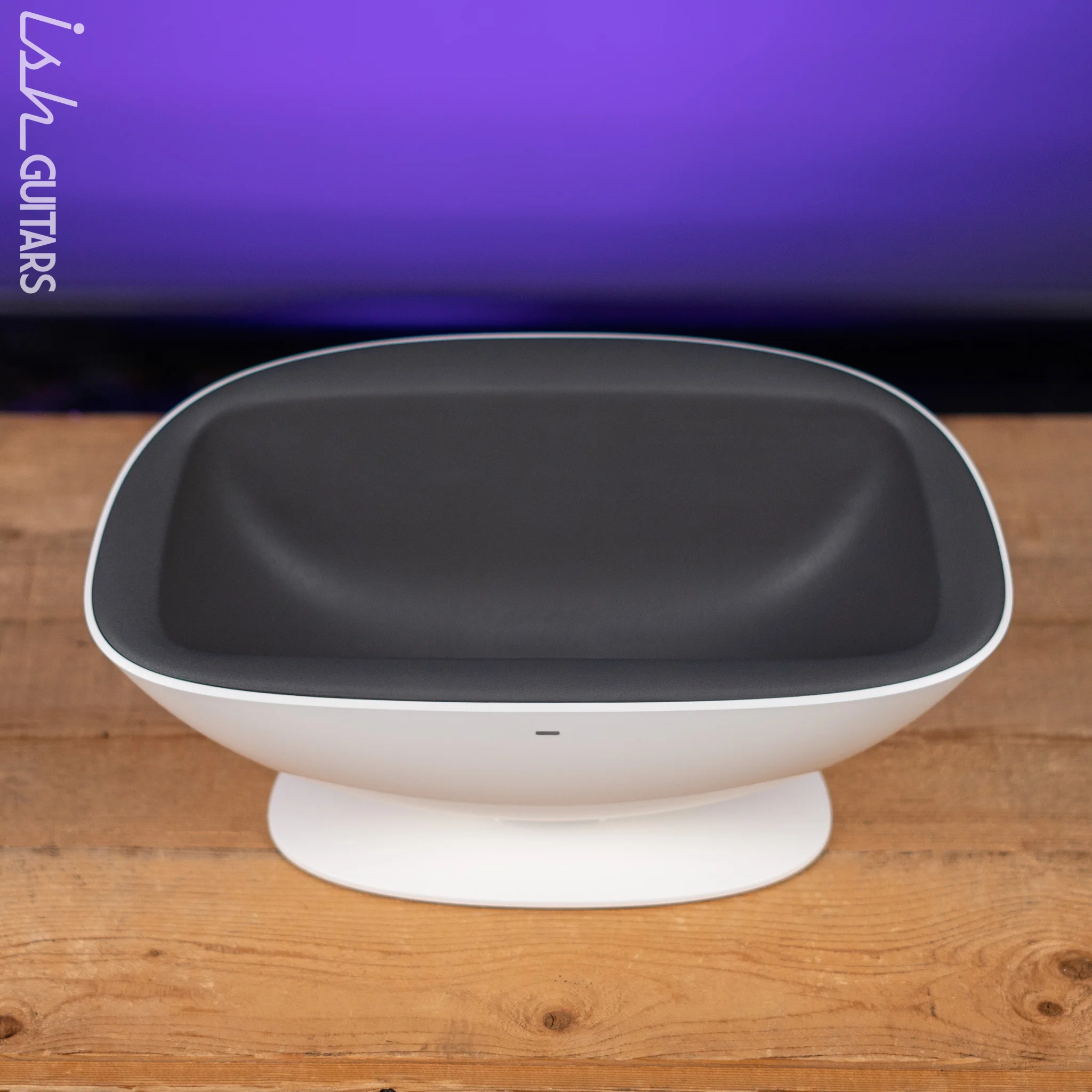 Lava Music Lava Me 3 Space Charging Dock 36” Deep Grey