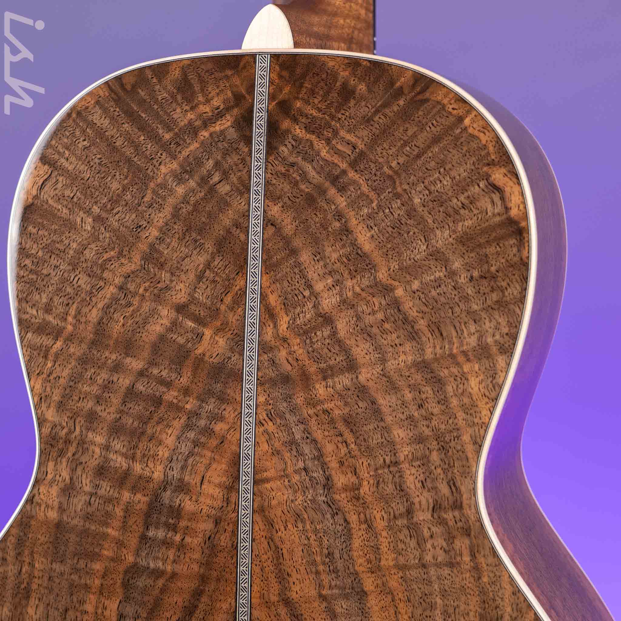 Martin Custom Shop 00-12 Slotted Claro Walnut w/ Flamed Maple Binding - Image 9