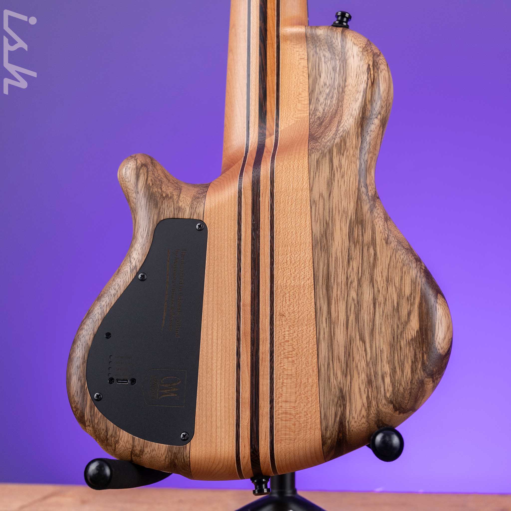 Mayones Cali 5 Fretless Mini Bass Quilted Maple - Image 8