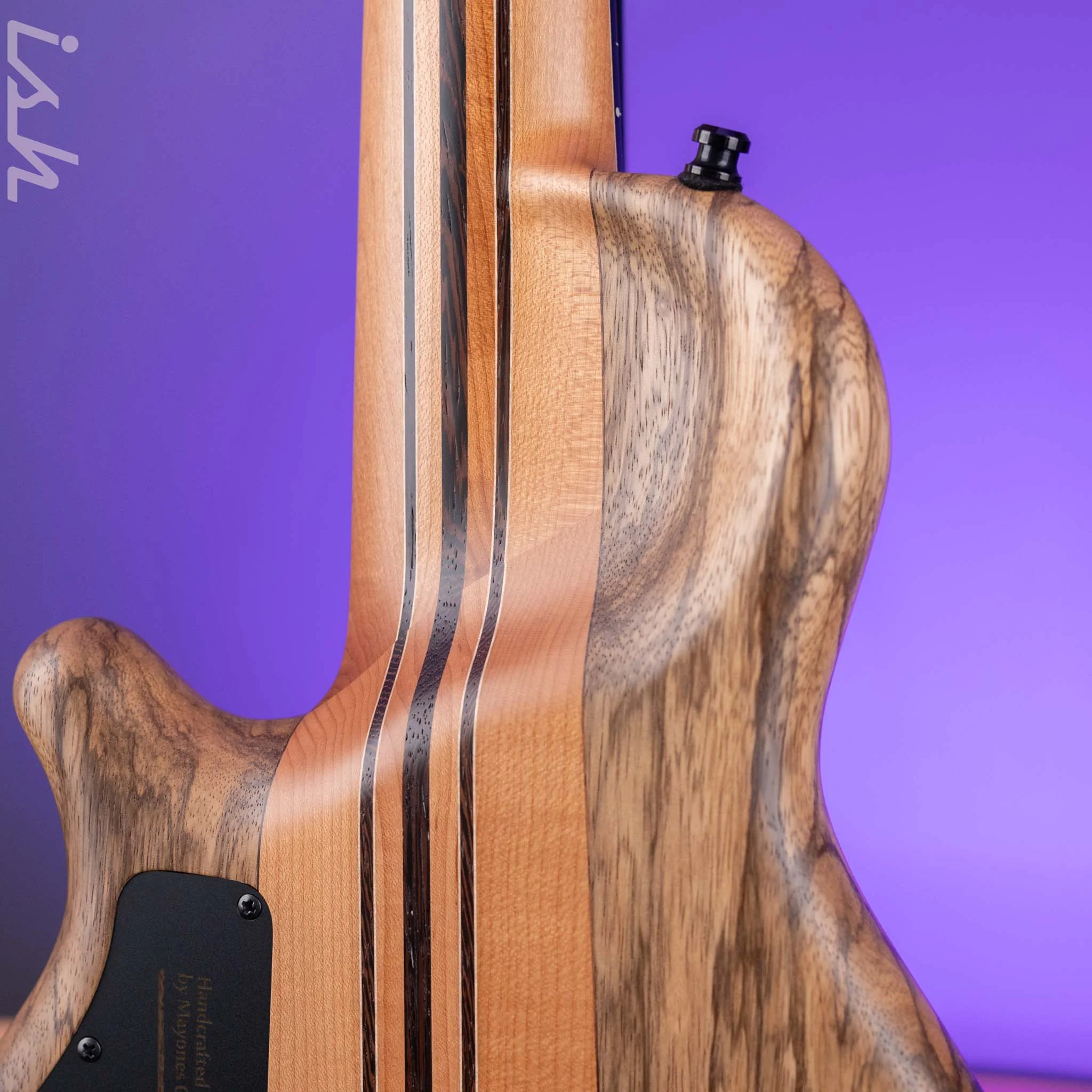 Mayones Cali 5 Fretless Mini Bass Quilted Maple - Image 9