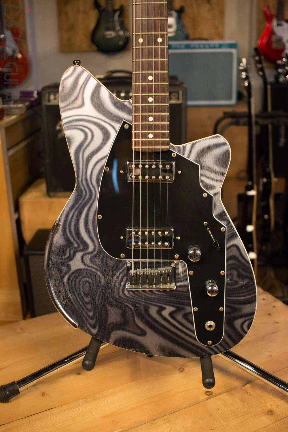 USA Reverend Wolfman Rocco Advanced Revtrons Lava Swirl