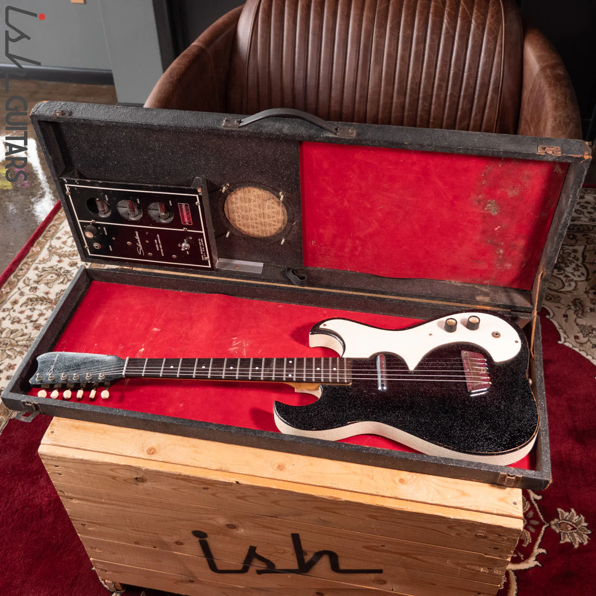 1960s Sears Silvertone Model 1448 Guitar and Amplifier Case