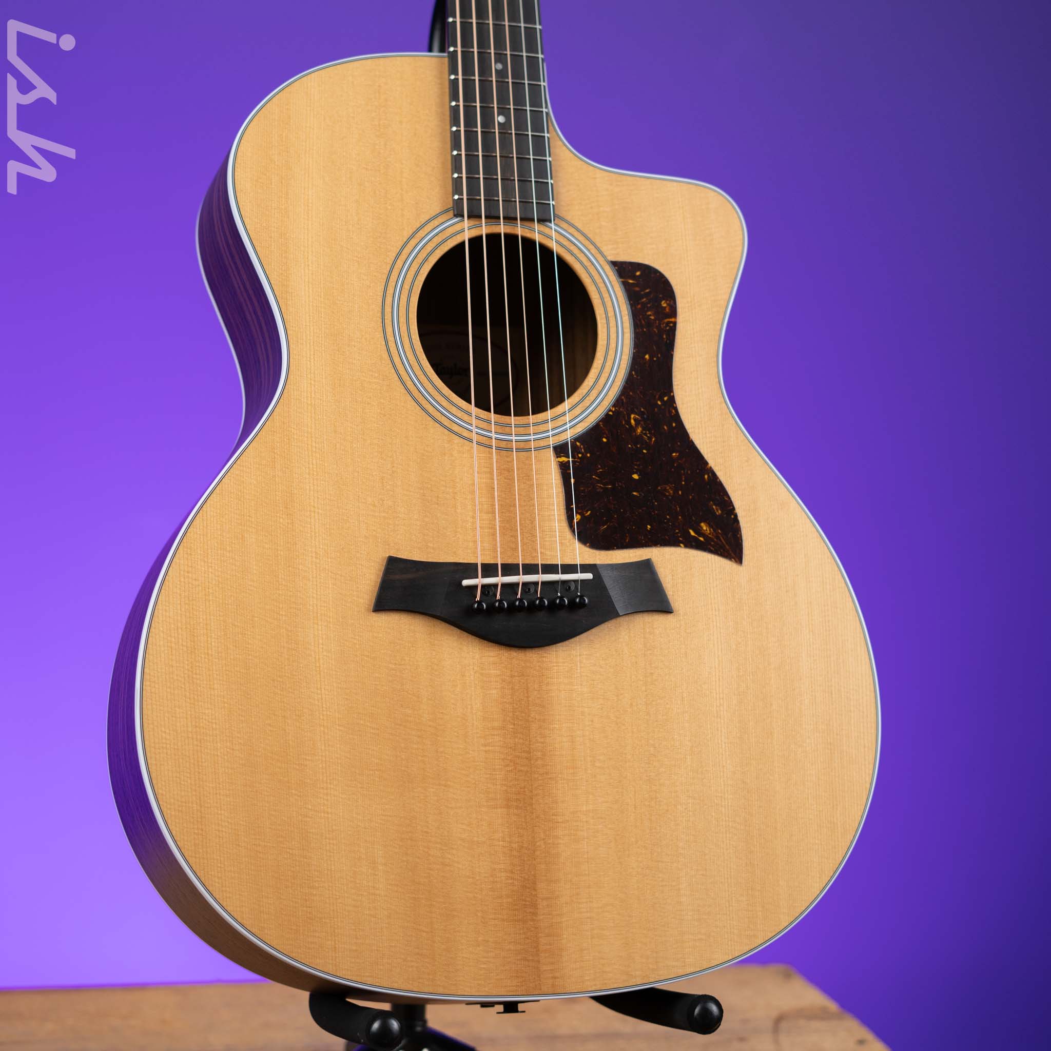 Taylor 214ce Grand Auditorium Acoustic-Electric Guitar Natural