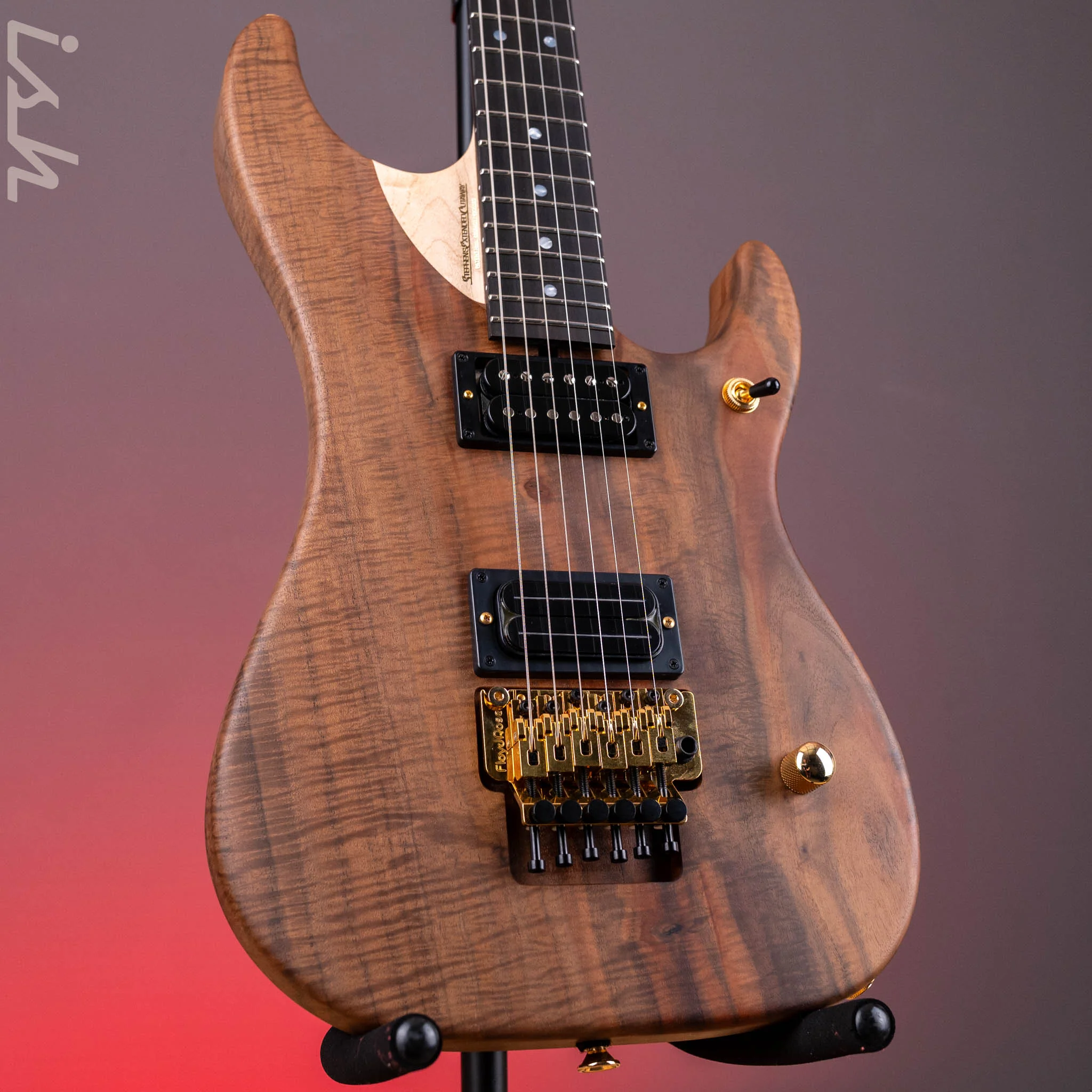 Washburn Nuno Bettencourt Signature Model Claro Walnut